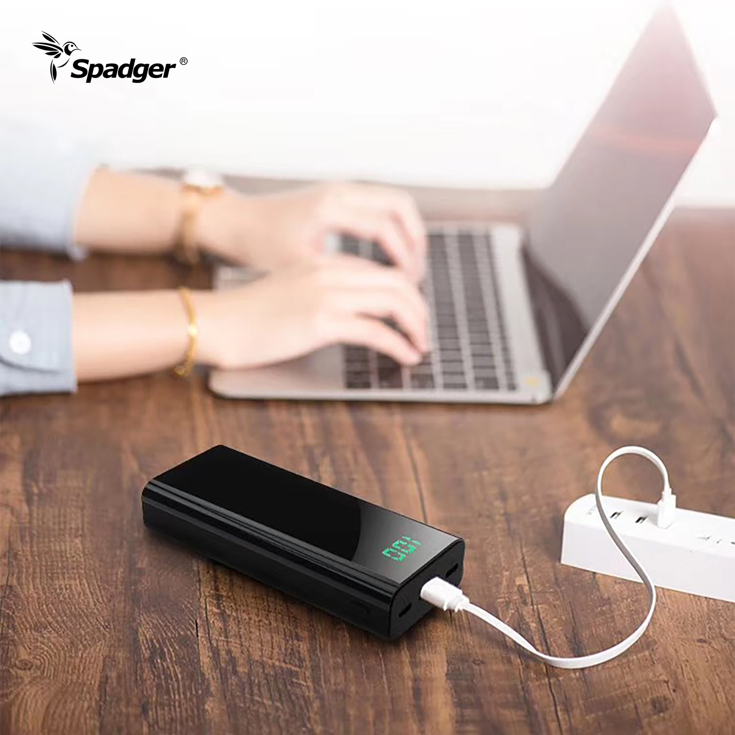 K620 Portable Power Bank, High Capacity 10000mAh Charger,Utra-Compact Battery Pack, With Digital Display